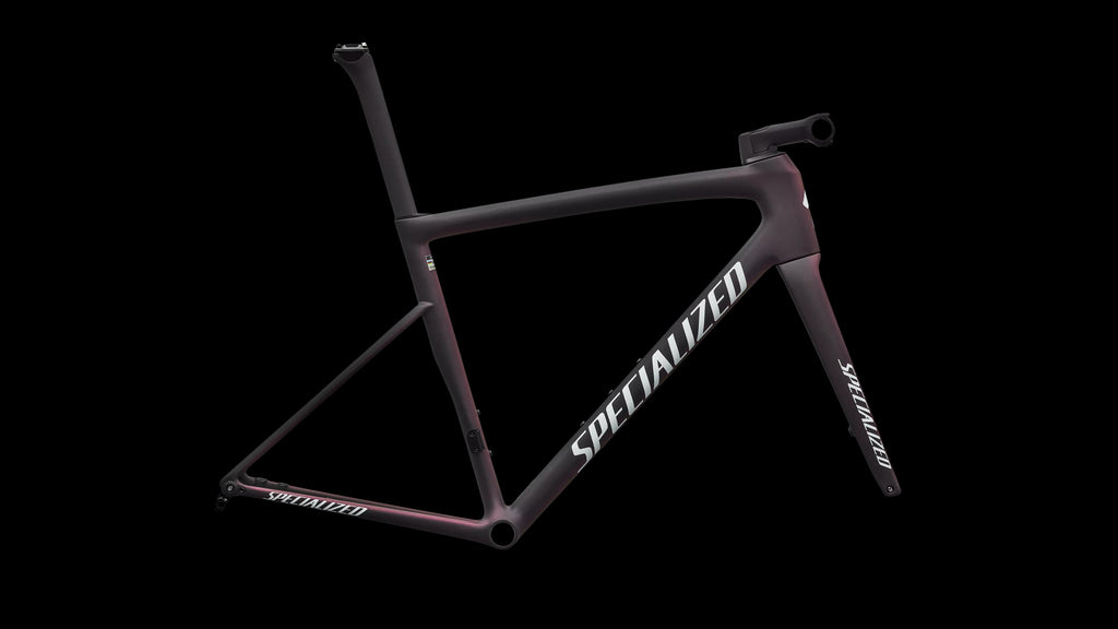 Tarmac SL8 Frameset - FACT 10r Carbon (2026) — Satin Carbon / 100% Cqv Reflex Super Red Pearl Front Edge Fade / Metallic White Silver — side view