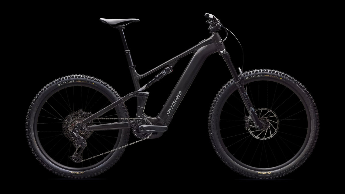Turbo Levo 4 Alloy (2026) — Gloss Metallic Obsidian / Silver Dust — side view