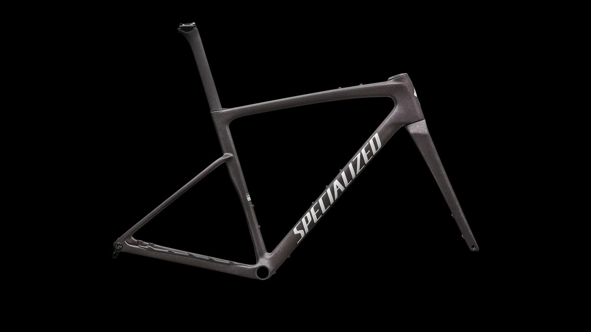 Crux 5 Frameset - FACT 10r Carbon (2027) — Warm Smoke Metallic/Silver Dust — side view