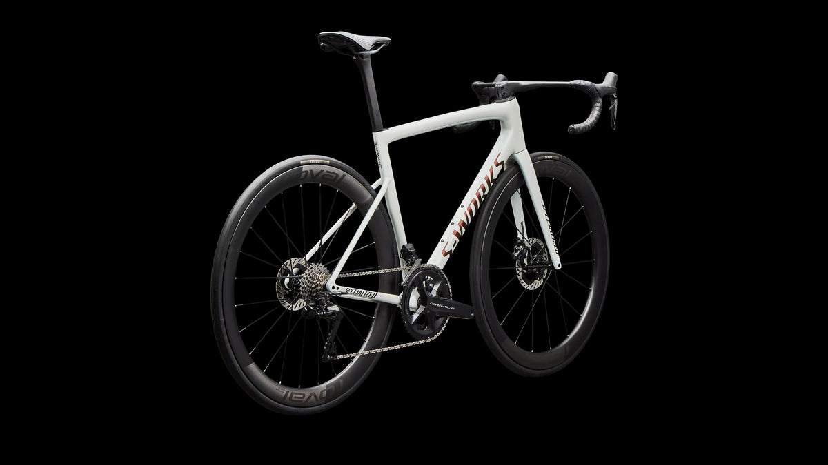 S-Works Tarmac SL8 - Shimano Dura-Ace Di2 (2026) — Gloss Metallic White Silver / Pearl / Black — detail 90
