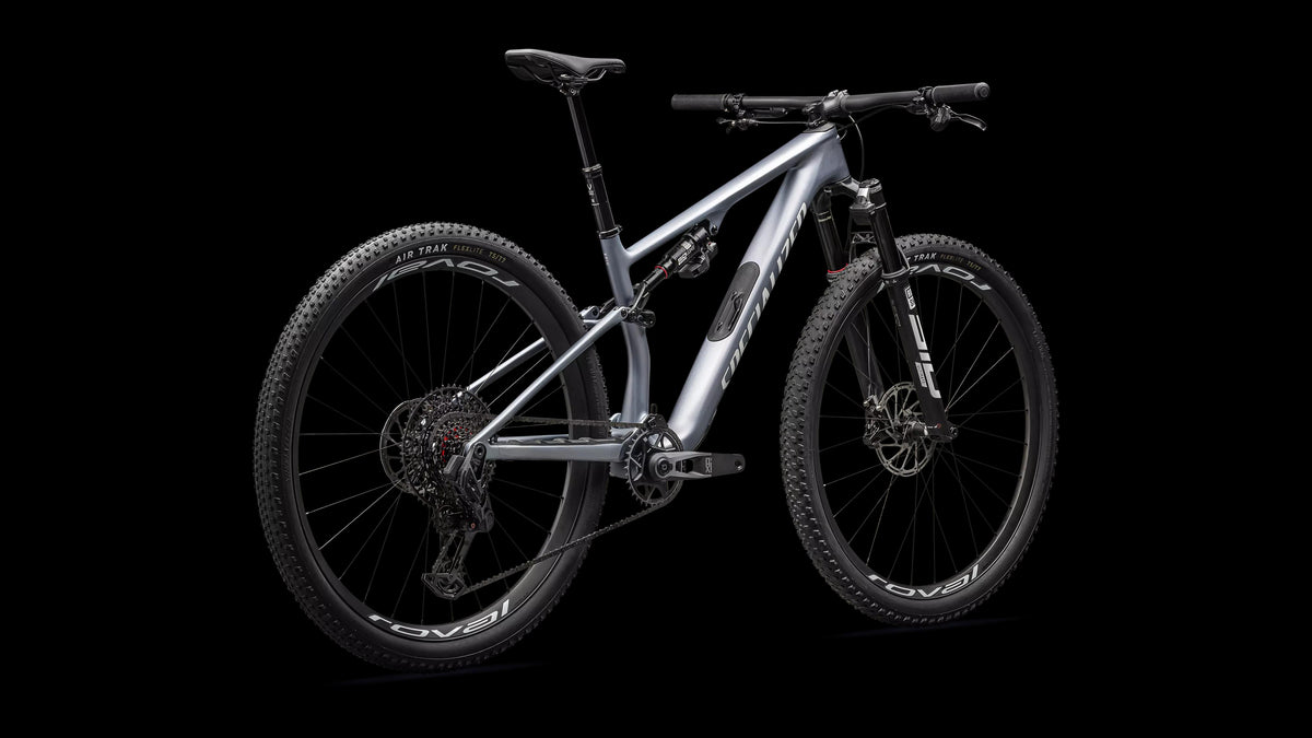 Epic 8 Pro - SRAM X0 AXS, RockShox Ultimate Flight Attendant (2026) — Glacial Metallic Pearl / Metallic White Silver — detail 30