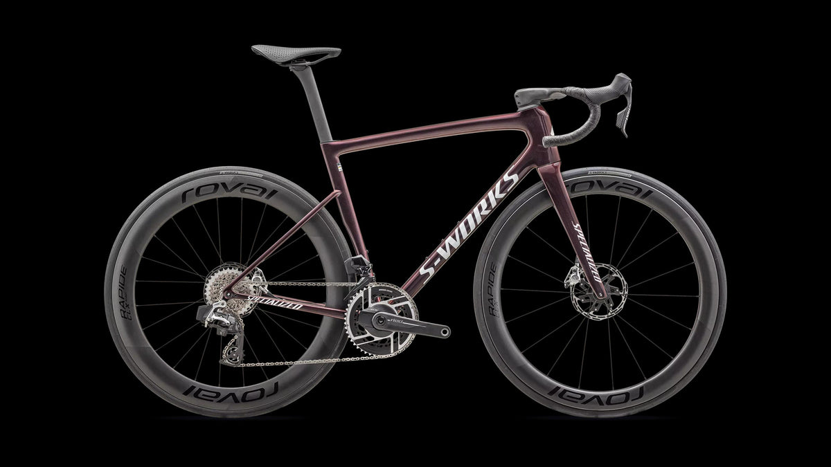 S-Works Tarmac SL8 – SRAM RED AXS (2025) — Gloss Solidity/Red to Black Pearl/Metallic White Silver — side view