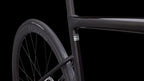 Tarmac SL8 Expert - Shimano Ultegra Di2 (2026) — Gloss Obsidian Metallic / 25% Cqv Reflex Super Red Pearl Over White — detail 60