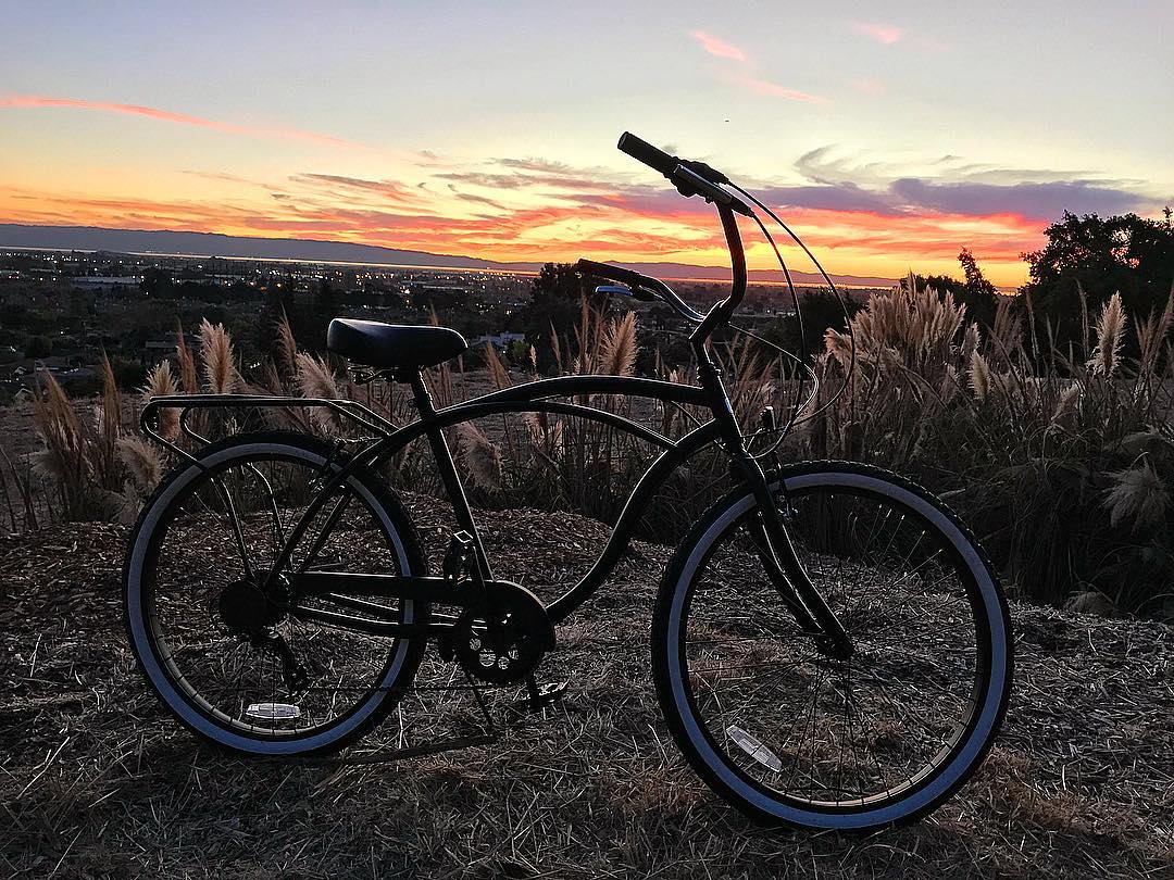 sixthreezero Around the Block Men's 26" 21 Speed Cruiser Bicycle — product view 79