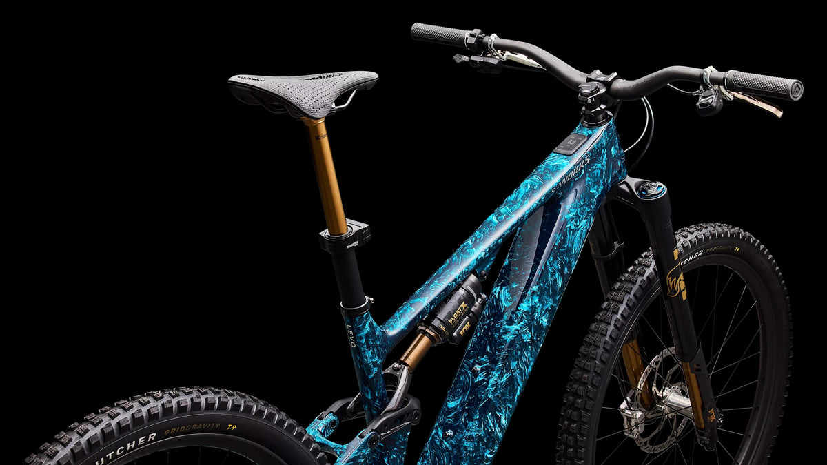 S-Works Turbo Levo 4 LTD (2026) — Astral Blue / Dark Navy / Chrome Strata — detail 130