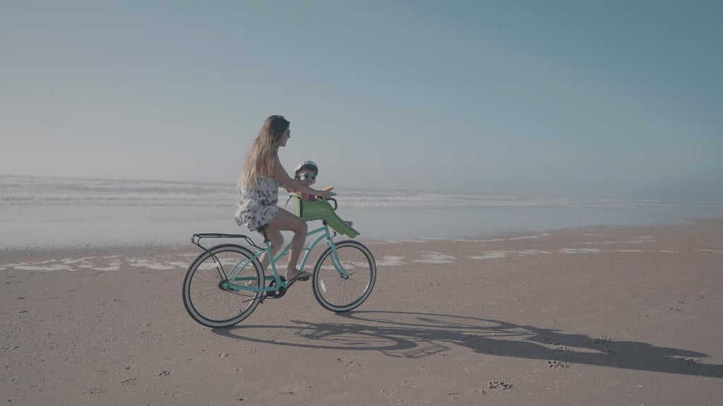 sixthreezero Around the Block Women's 24" 21 Speed Beach Cruiser Bicycle with Rear Rack — product view 16