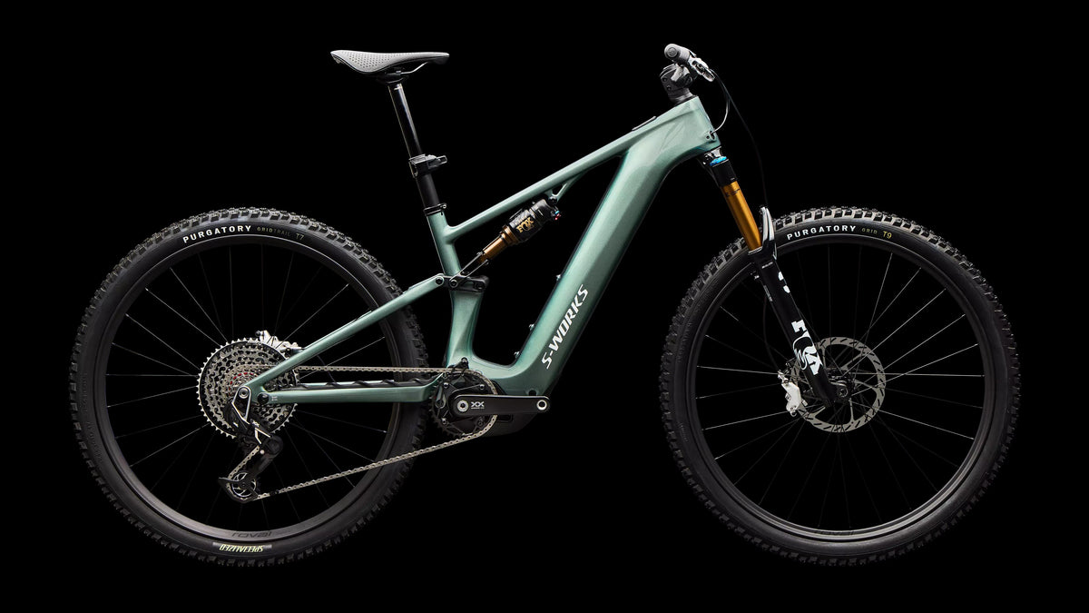S-Works Turbo Levo R (2026) — Gloss Premium Fjord Metallic / White — side view