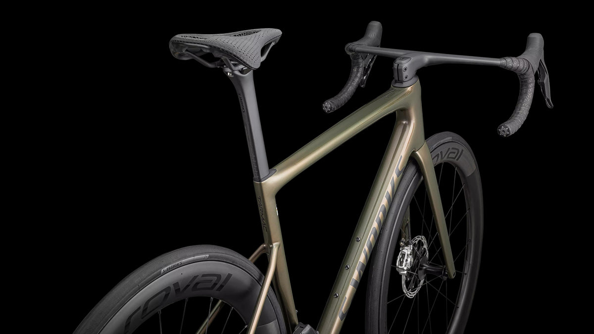 S-Works Tarmac SL8 – SRAM RED AXS (2025) — Gloss Cypress Metallic/Magenta to Gold Pearl/Satin Black Metallic — detail 40