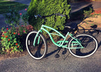 sixthreezero Around the Block Women's 24" 21 Speed Beach Cruiser Bicycle with Rear Rack — product view 24
