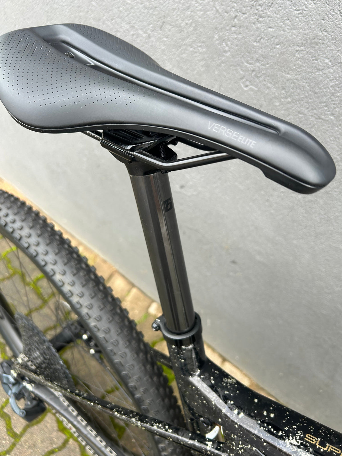 Trek Supercaliber 9.8 GX Gen 1 - Project One Sweet Gold Leaf (Large) — image 22