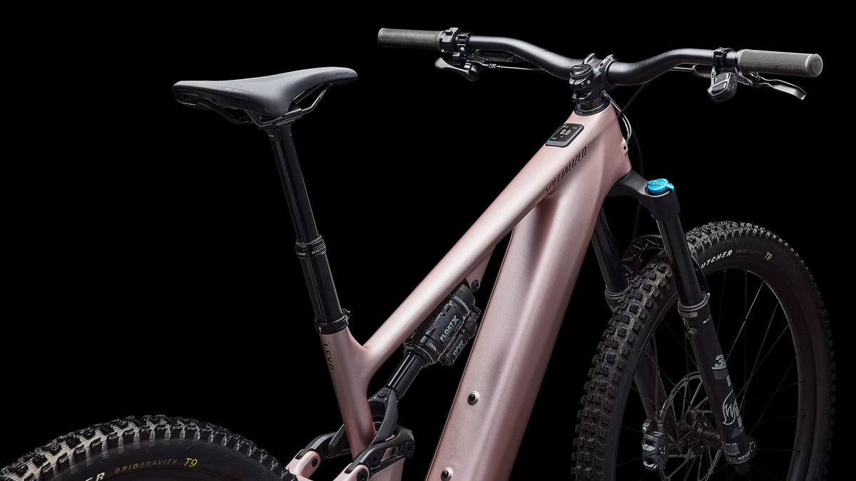 Turbo Levo 4 Comp (2026) — Satin Champagne / Metallic Obsidian — detail 40