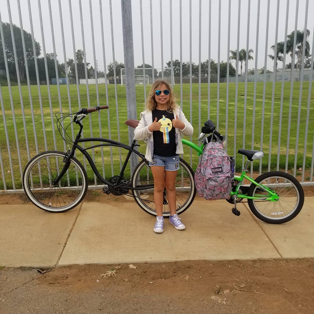sixthreezero Around the Block Men's 26" 21 Speed Cruiser Bicycle — product view 87