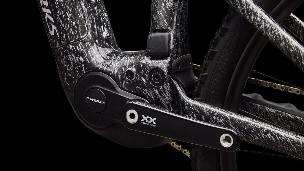 S-Works Turbo Levo R (2026) — Gloss Shadow Silver Blended Speckle Over Carbon / Silver Dust — detail 160