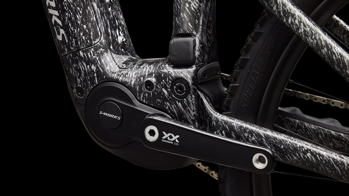S-Works Turbo Levo R (2026) — Gloss Shadow Silver Blended Speckle Over Carbon / Silver Dust — detail 160