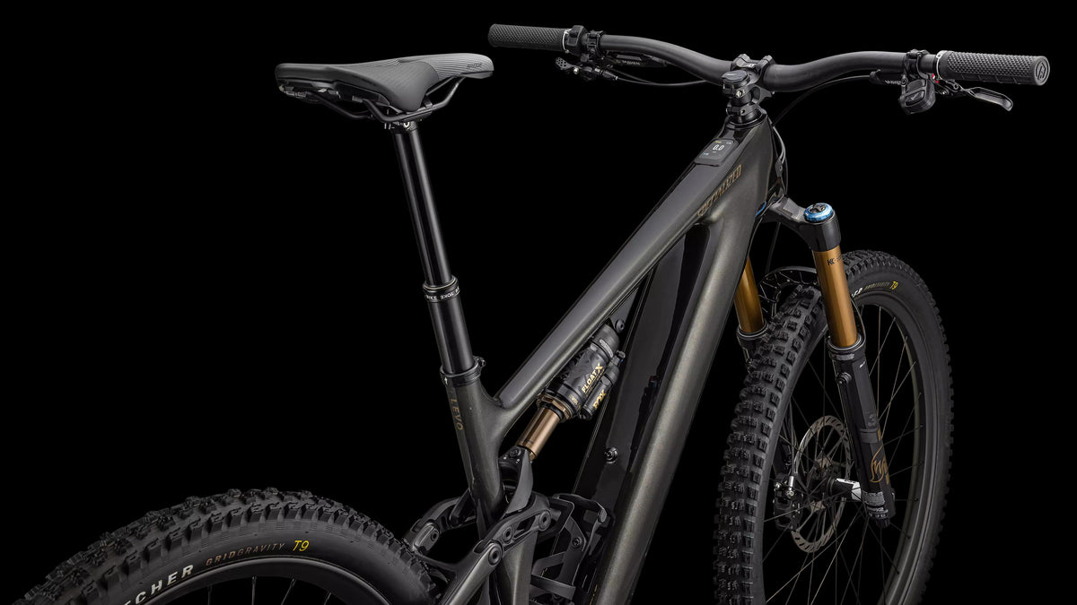 Turbo Levo 4 Pro (2026) — Gloss Metallic Obsidian / Burnt Gold Metallic — detail 40