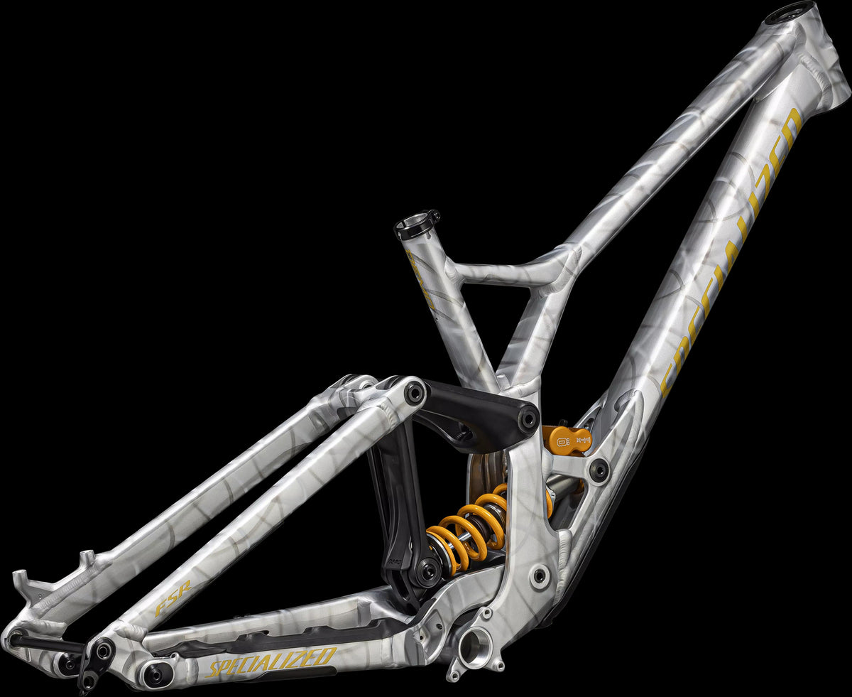 Demo Race Frameset (2024) — Gloss Silver Dust / Metallic Sulphur — detail 30