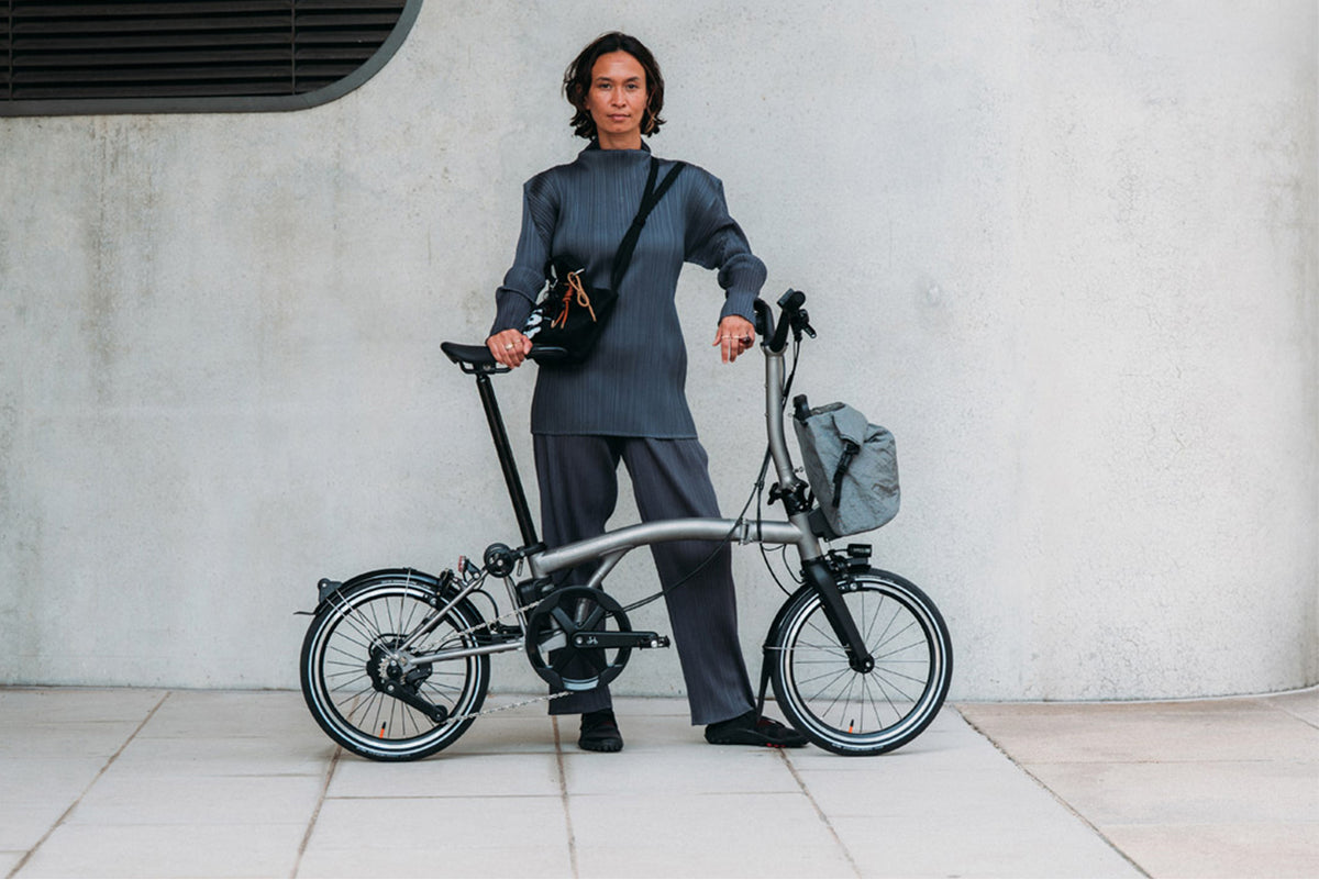 Brompton Electric T Line with SuperRoll+ - e-Motiq system - 4-speed — product view 9