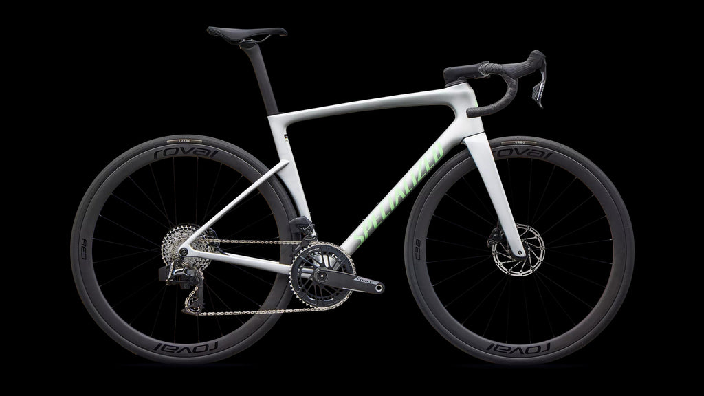 Tarmac SL9 Expert - SRAM Force AXS (2027) — Gloss Silver Dust / Powder Lime — side view
