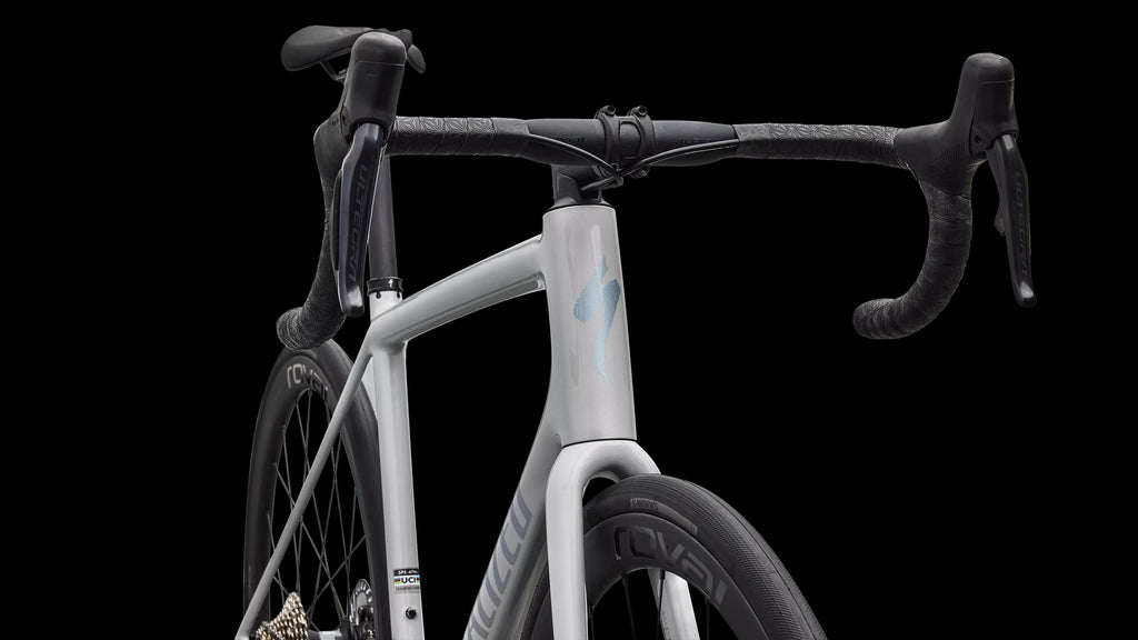 Aethos 2 Expert - Shimano Ultegra Di2 (2026) — Gloss Dolomite Metallic / Blue Pearl Over Shadow Silver — detail 50
