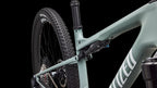Epic 9 Expert (2027) — Gloss Agave Grey / Metallic White Silver — detail 60