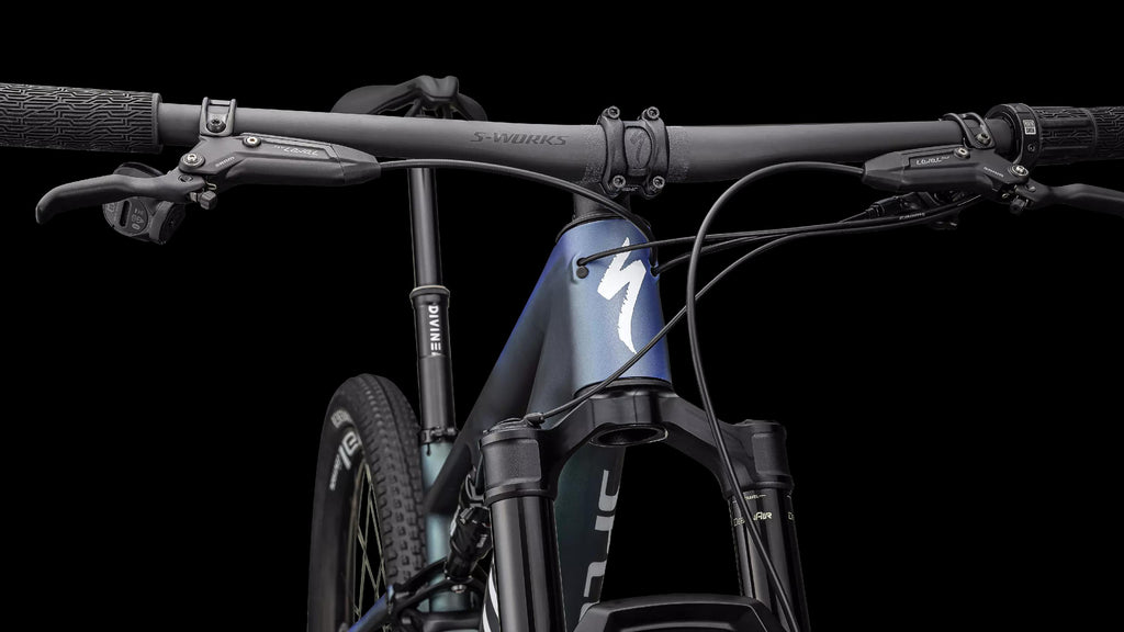 Epic 8 Pro - SRAM X0 AXS, RockShox Ultimate (2024) — Satin Carbon/Metallic Sapphire/Metallic White Silver — detail 50