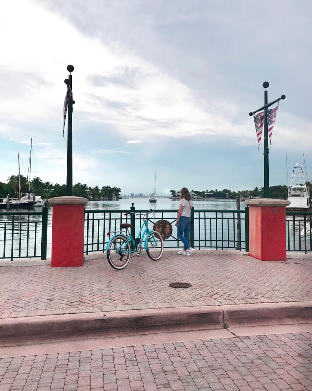 sixthreezero EVRYjourney Women's 26" 7 Speed Steel Step-Through Touring Hybrid Bicycle — product view 68