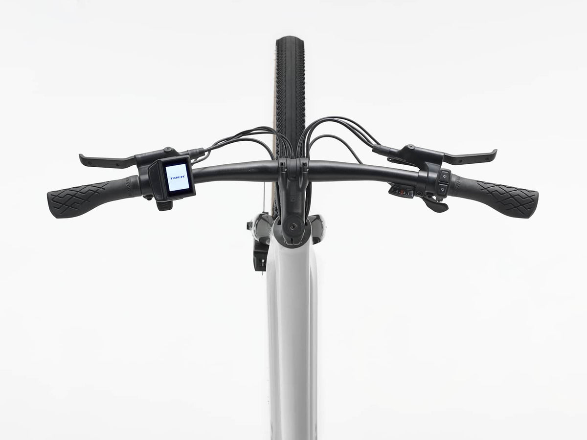 Trek FX+ 1S Midstep 2027 — product view 3