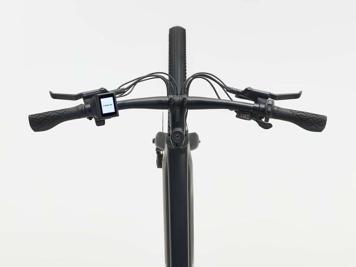 Trek FX+ 1S 2027 — product view 3