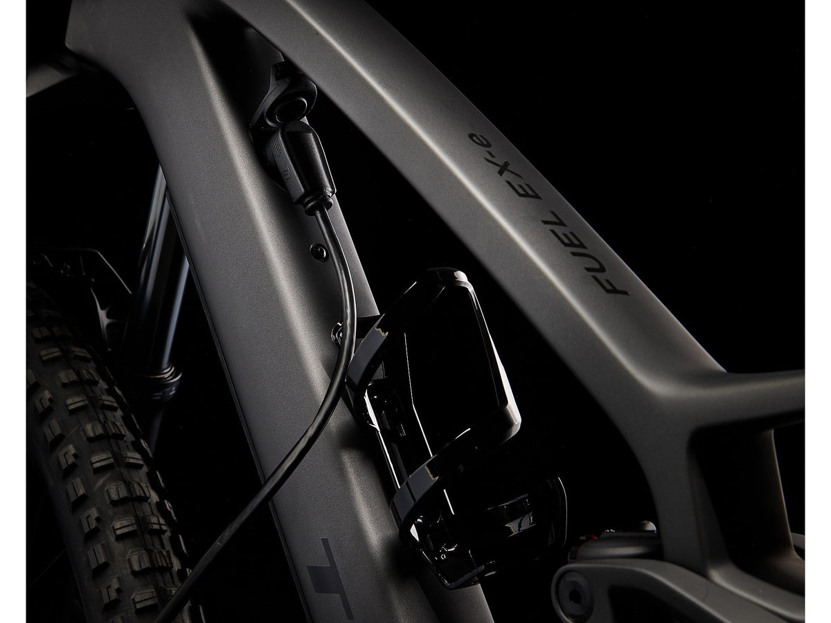 2025 Trek Fuel EXe 9.5 - Matte Dnister Black — image 7