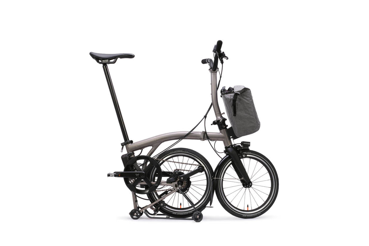 Brompton Electric T Line with SuperRoll+ - e-Motiq system - 4-speed — product view 6