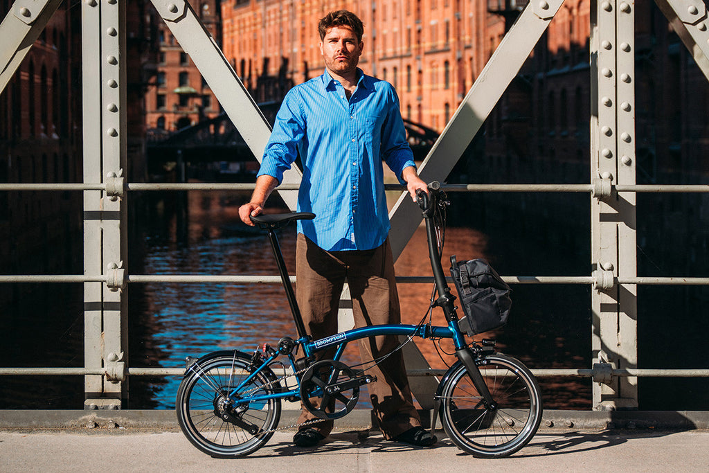 Brompton Electric P Line with SuperRoll+ - e-Motiq system - 4-speed — product view 1