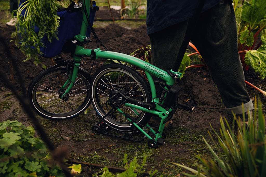 Brompton Electric C Line with SuperRoll+ - e-Motiq system - 4-speed — product view 5