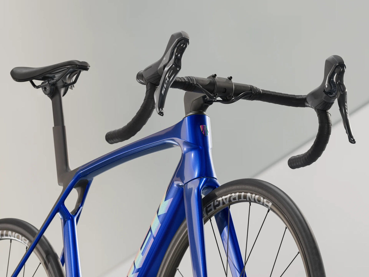 2025 Trek Madone SL 5 Gen 8 - Hex Blue — image 10