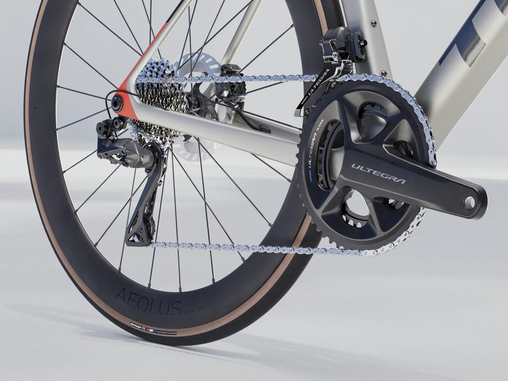 Trek Madone SL 7 Gen 8 - Matte Lunar Silver — image 6