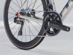 Trek Madone SL 7 Gen 8 - Matte Lunar Silver — image 6