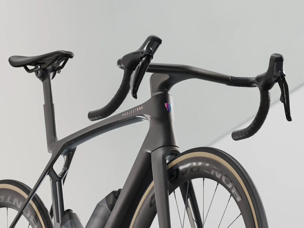2025 Trek Madone SLR 7 Gen 8 — image 4
