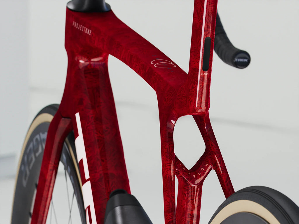 2025 Trek Madone SLR 7 Gen 8 — image 16