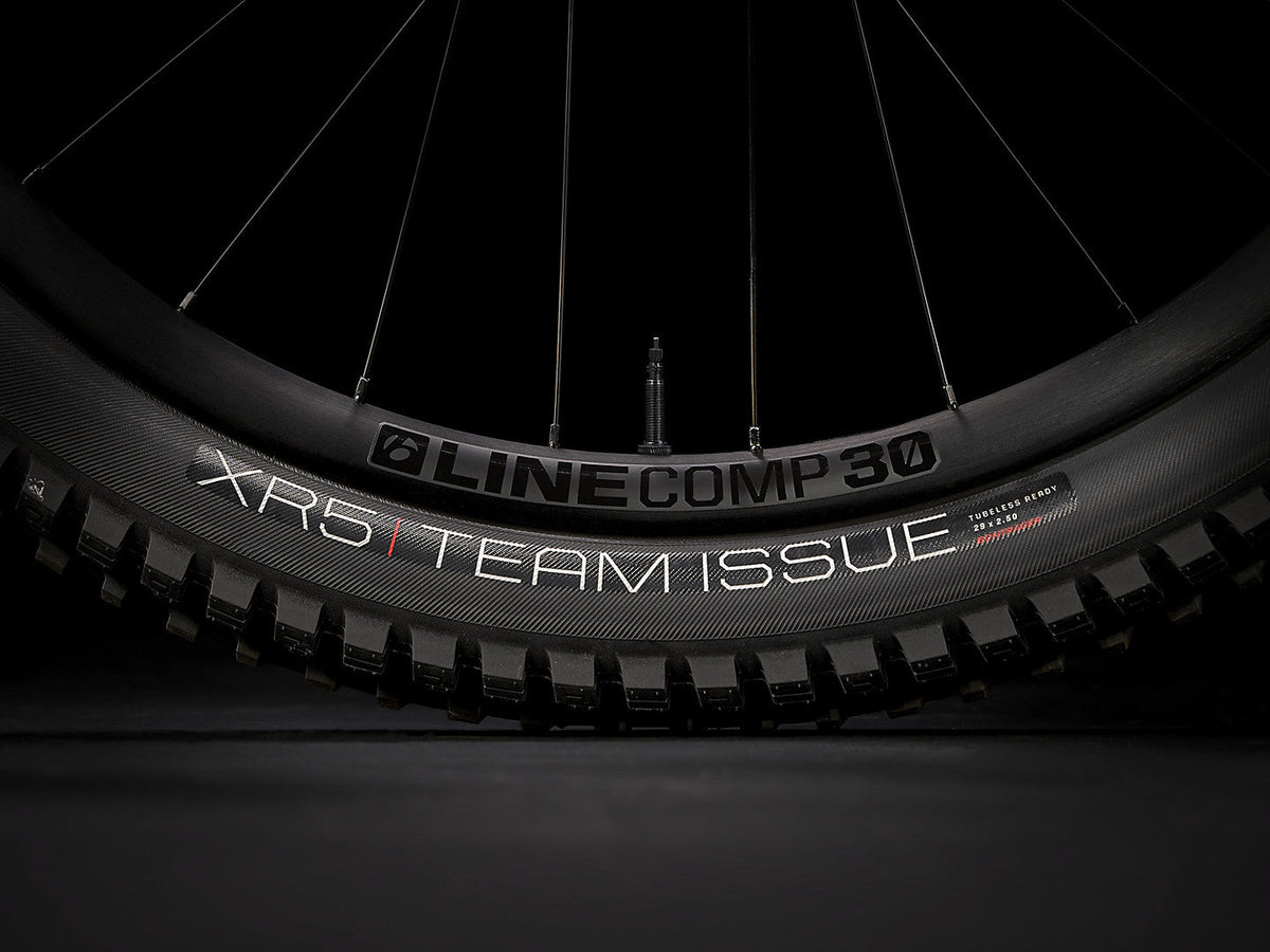 2024 Trek Rail 9.7 Gen 4 - Galactic Grey — image 12
