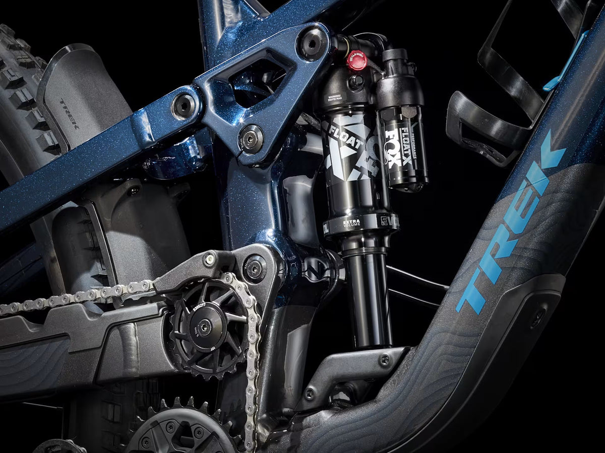 2027 Trek Slash 8 Gen 6 - Marianas Blue — image 4