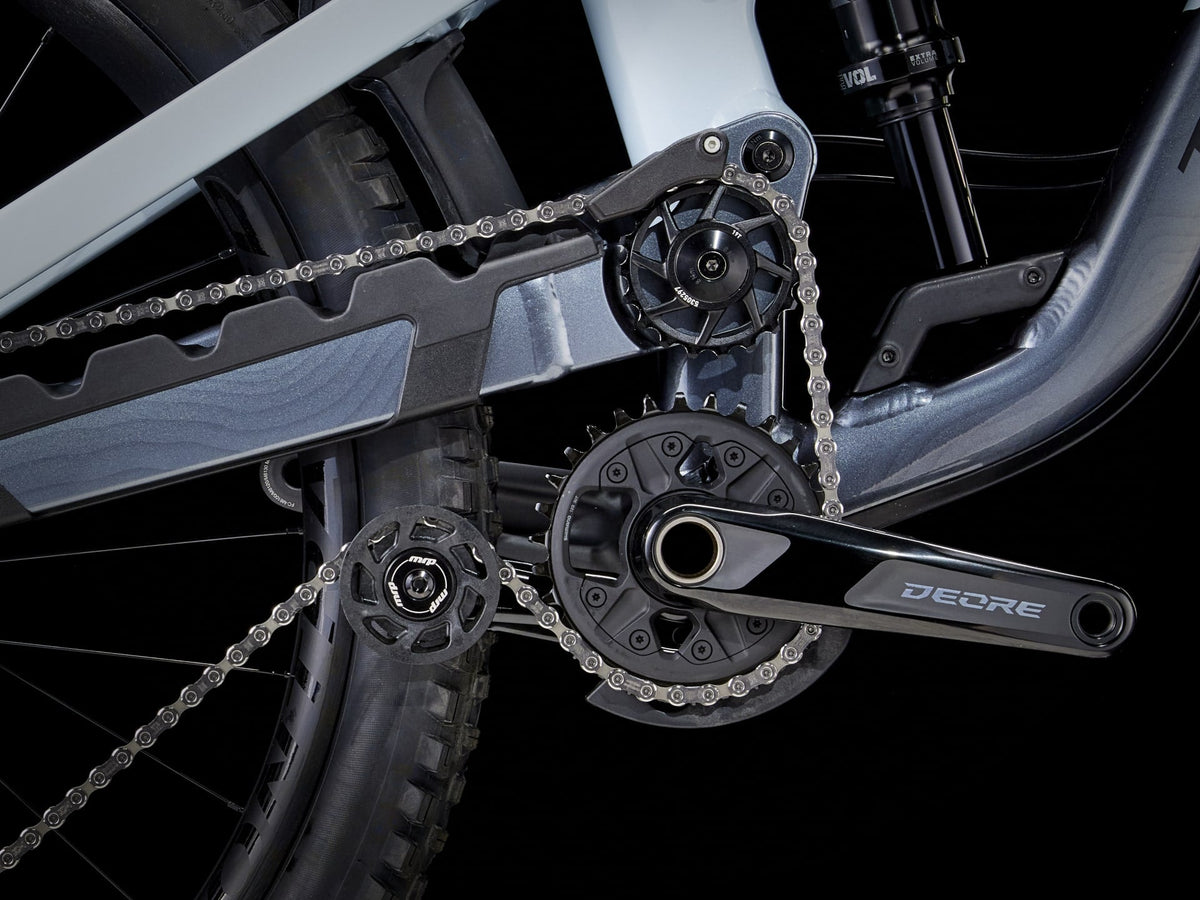 2025 Trek Slash 8 Gen 6 - Plasma Grey Pearl — image 4