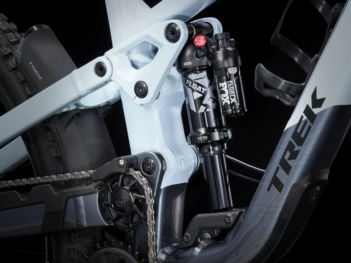 2025 Trek Slash 8 Gen 6 - Plasma Grey Pearl — image 6