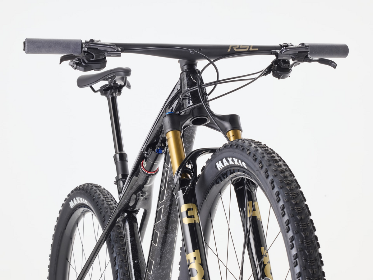2027 Trek Supercaliber SLR 9.8 XT Di2 Gen 2 - Carbon Smoke/Galactic Grey Marble — image 9