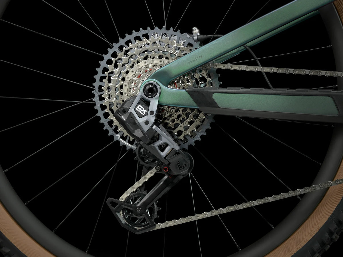 2024 Trek Top Fuel 9.8 GX AXS T-Type - Matte Emerald Iris — image 16