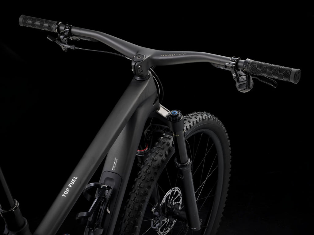 2025 Trek Top Fuel 9.8 GX AXS Gen 4- Matte Dark Web — image 3