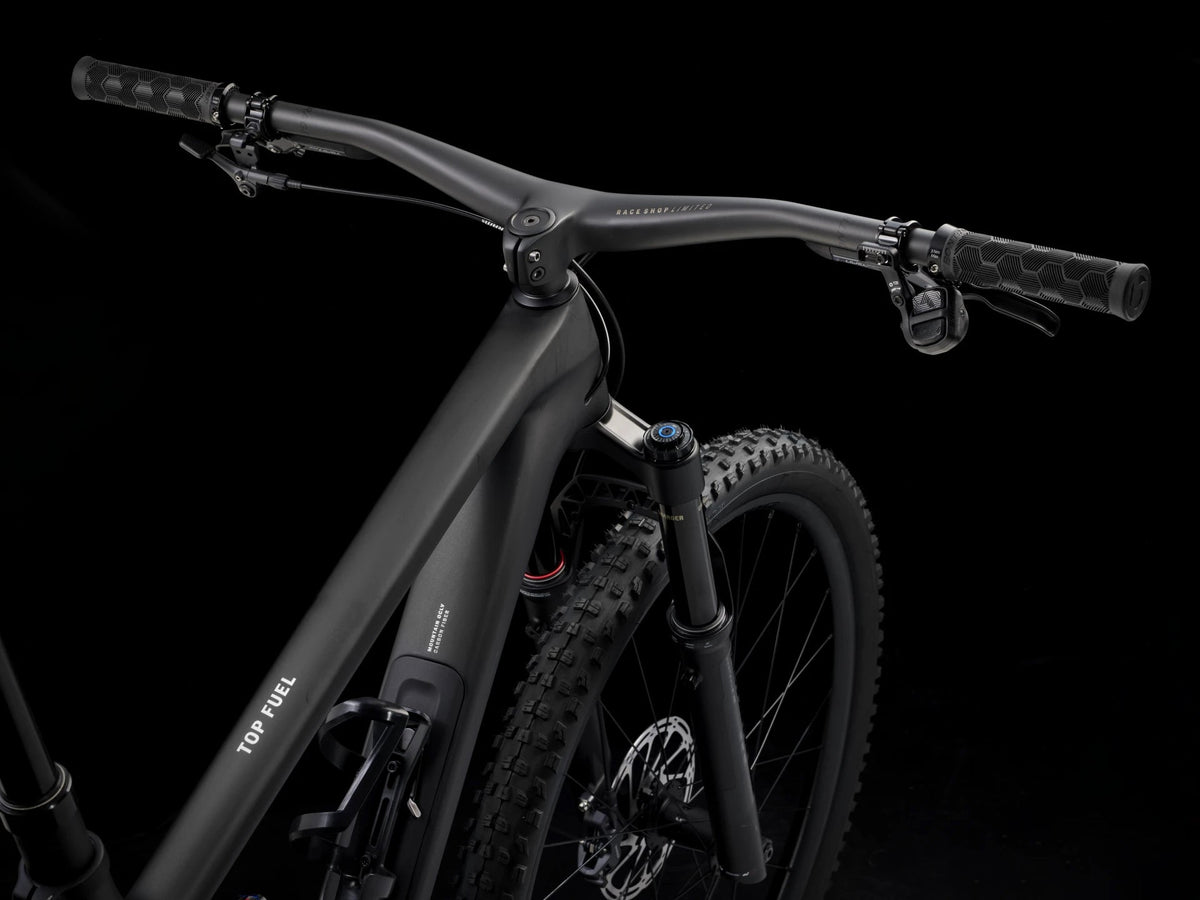 2025 Trek Top Fuel 9.8 GX AXS Gen 4- Matte Dark Web — image 3