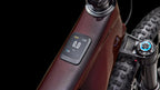 Turbo Levo R Pro (2027) — Gloss Black Red Chameleon / Dolomite — detail 90