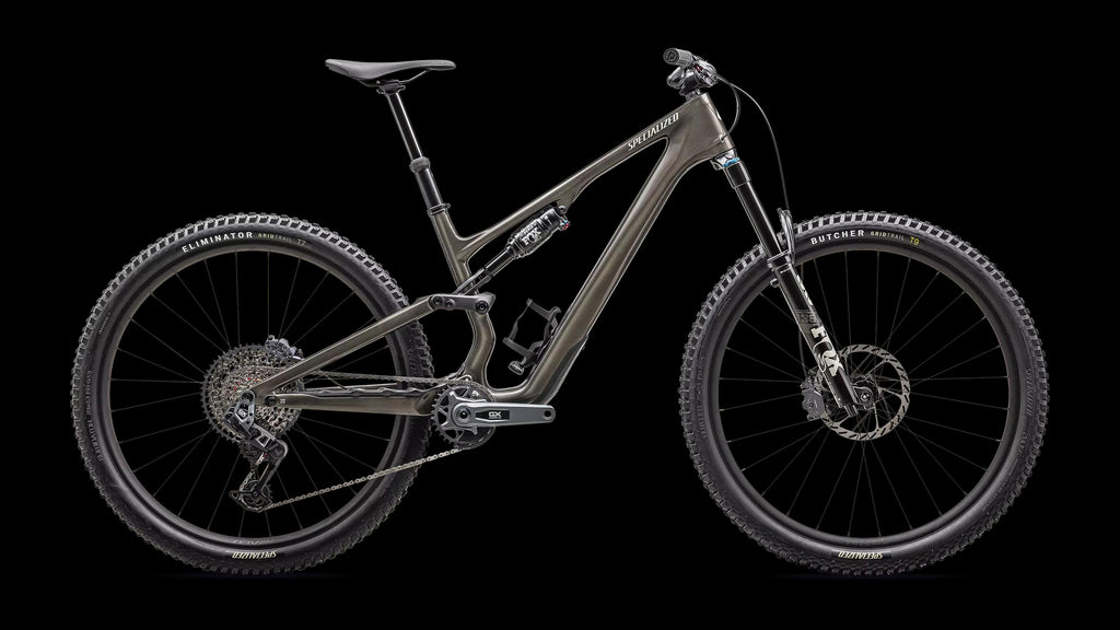 Stumpjumper 15 Expert - SRAM GX AXS, FOX Performance Elite (2025) — Gloss Gunmetal / White Mountains — side view