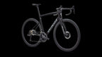 Tarmac SL8 Expert - Shimano Ultegra Di2 (2026) — Gloss Obsidian Metallic / 25% Cqv Reflex Super Red Pearl Over White — detail 20