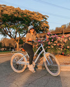 sixthreezero EVRYjourney Women's 26" 500W 7 Speed Electric Hybrid Bicycle — product view 103