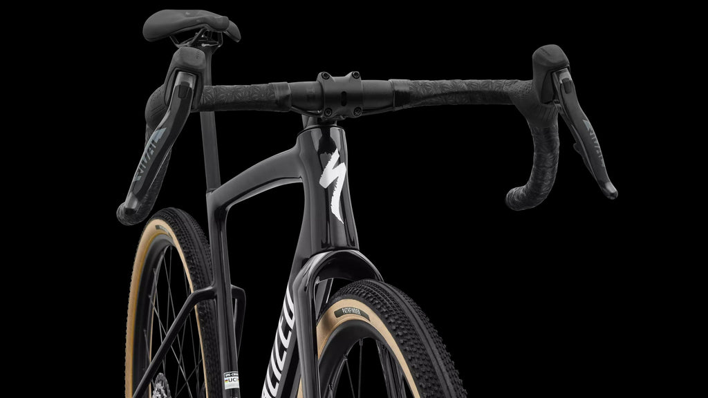 Crux 5 Comp - SRAM Rival XPLR (2027) — Obsidian Metallic/Dune White — detail 50